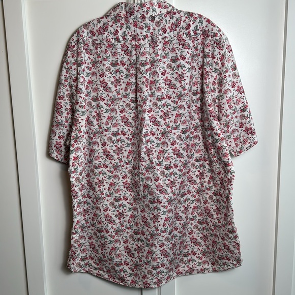 Cremieux Classics floral short sleeve button down - Picture 3 of 9